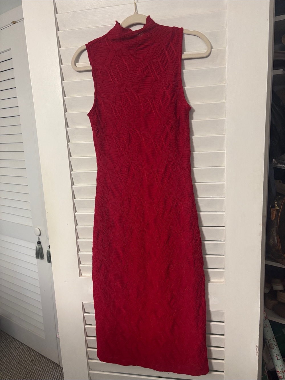 House of Harlow 1960 Sleeveless Red Textured Midi Dress